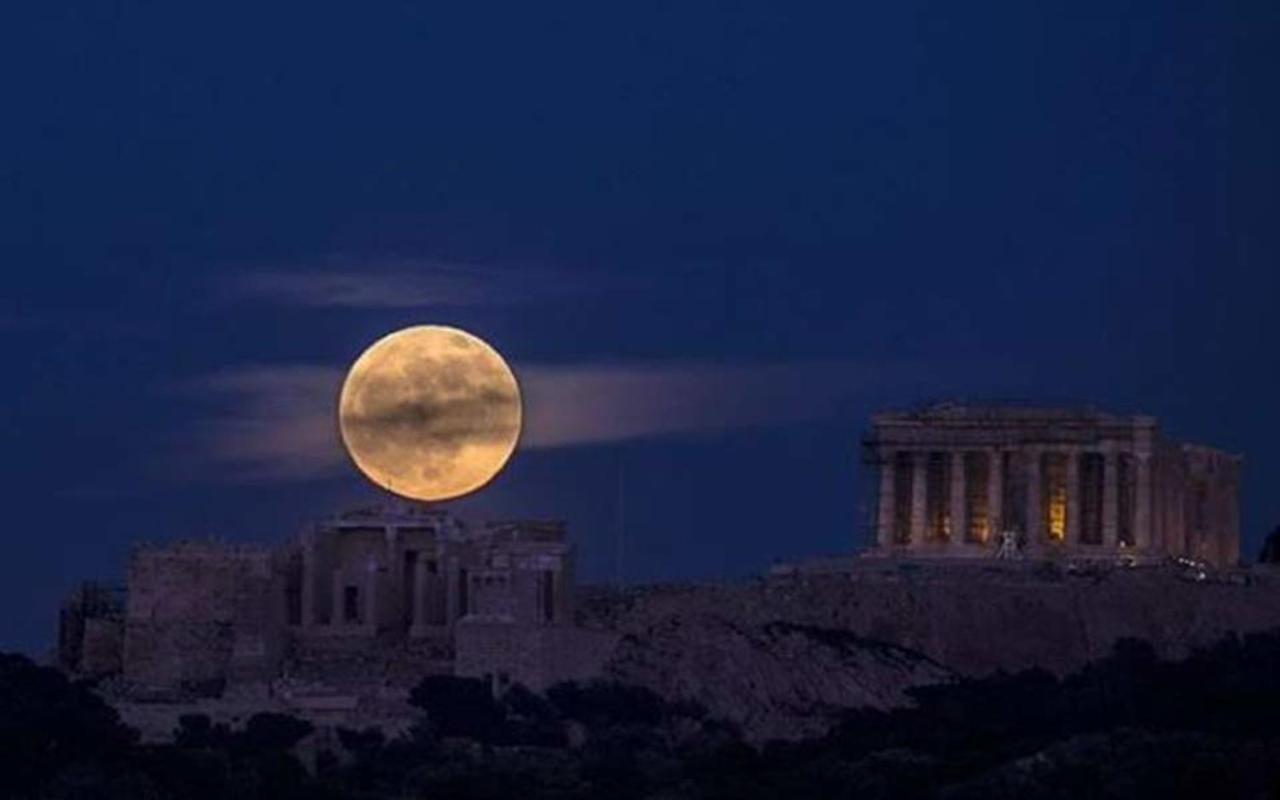 Back To Tradition, By The Acropolis! Athén Kültér fotó